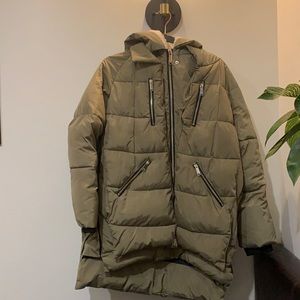 Orolay Women's Thickened Down Jacket